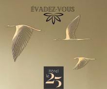 Notre zone d'activité pour ce service Réserver une chambre double ou communicante familiale avec accès PMR et parking sécurisé dans un hôtel pour tourisme